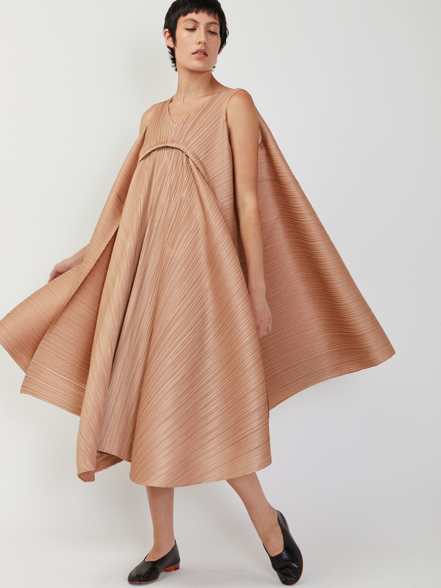 pleated petal dress cos PETAL-SLEEVE COTTON MIDI DRESS