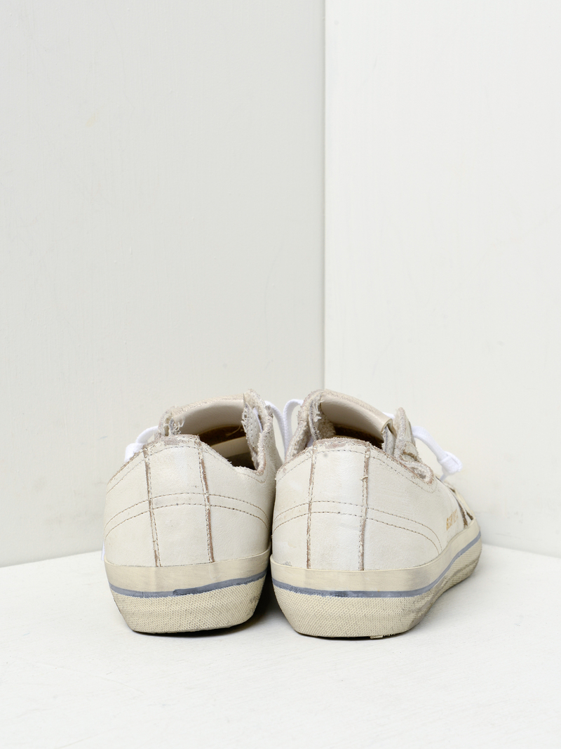 GOLDEN GOOSE DELUXE BRAND SNEAKERS V-STAR WHITE DIESEL
