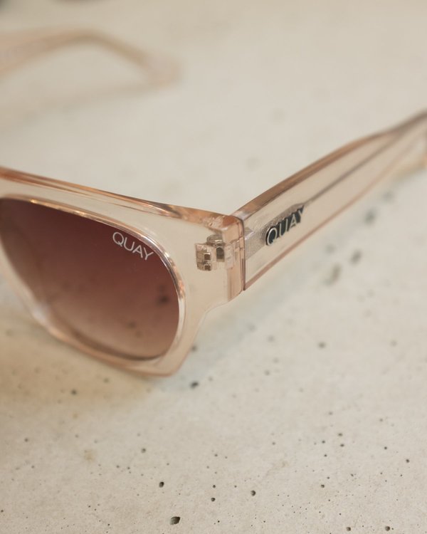 quay australia Something Extra sunglasses - Clear Pink/Brown  display picture 1