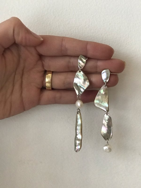 BEFORE MARCH Laurel earrings BEFORE MARCH Laurel earrings