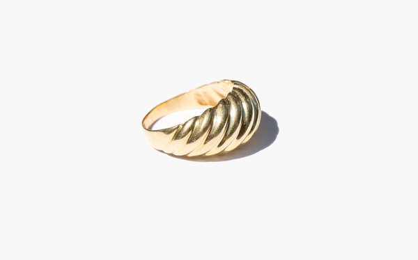 Vintage Kindred Black The Walrus's Delight Ring Vintage Kindred Black The Walrus's Delight Ring