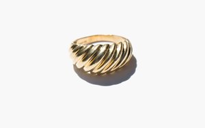 Vintage Kindred Black The Walrus's Delight Ring Vintage Kindred Black The Walrus's Delight Ring