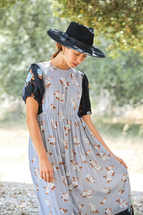 Rachel Pally Crepe Regina Dress - Black/Blue Flower Rachel Pally Crepe Regina Dress - Black/Blue Flower