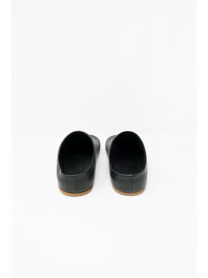 Lauren Manoogian Mono Leather Mule Lauren Manoogian Mono Leather Mule