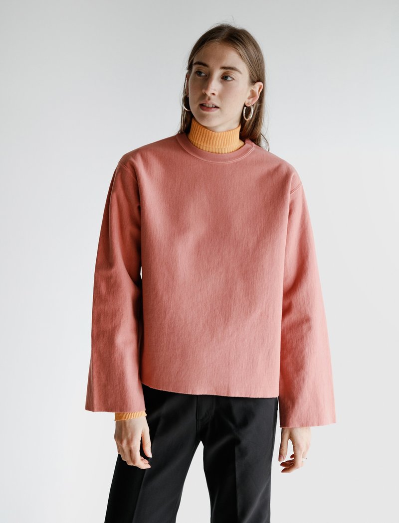 Auralee Super Milled Cut Off Sweatshirt - Pink Red | Garmentory