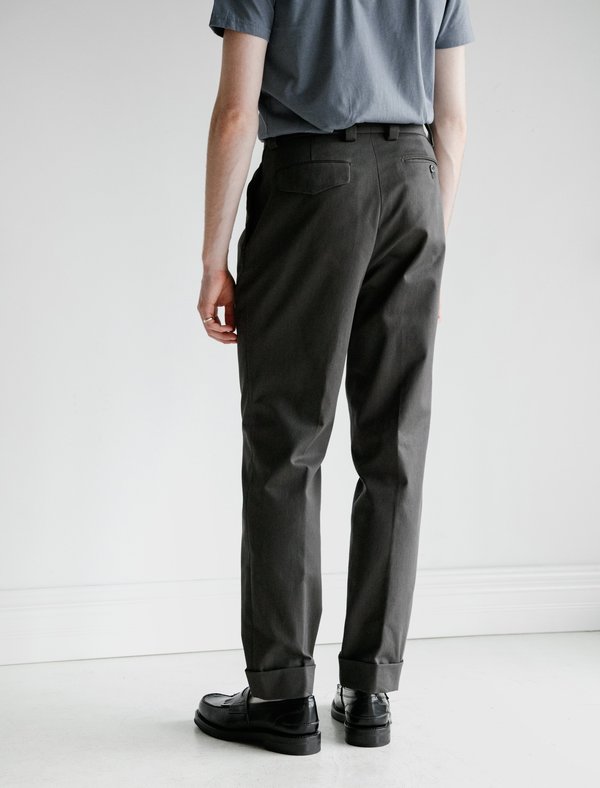Margaret Howell Tapered Heavy Drill Trouser - Anthracite | Garmentory