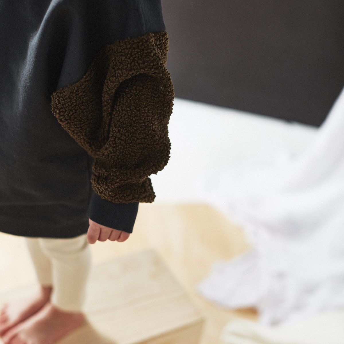 Kids Bacabuche Sherpa Sleeve Fleece Pullover - Black/Olive - Image 4 of 6