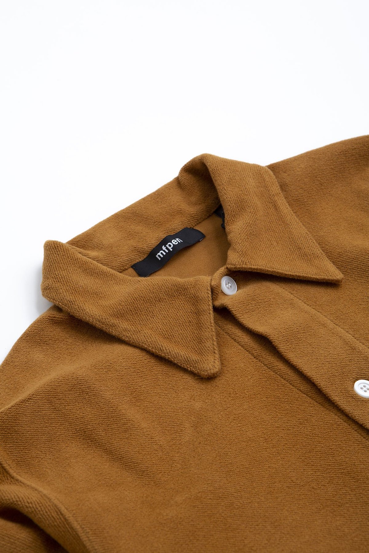 クリスマスツリー特価！ dark - shirt Lucen mfpen brown Garmentory | トップス