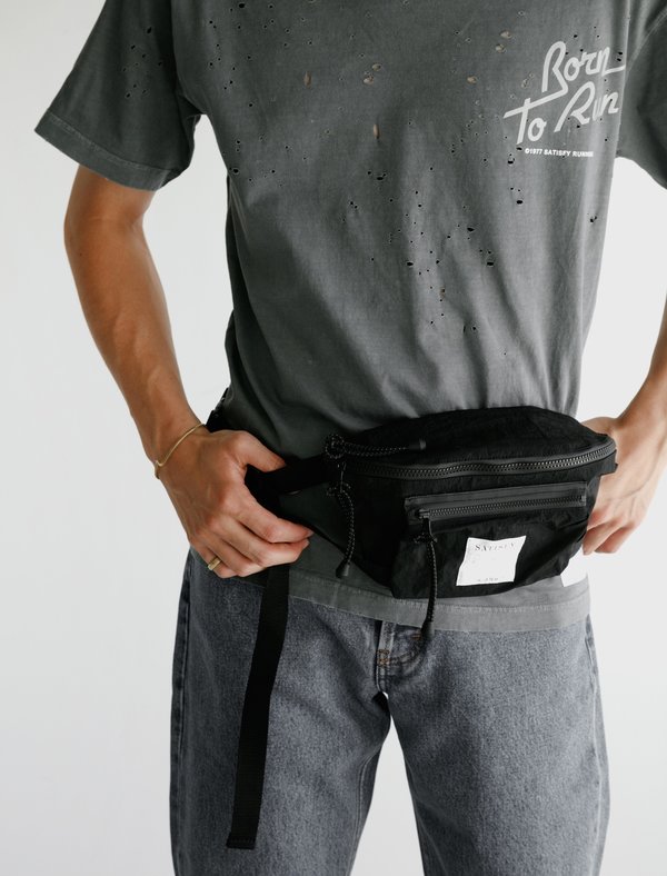 satisfy ベルトバッグ Satisfy Belt Bag - Black | Garmentory