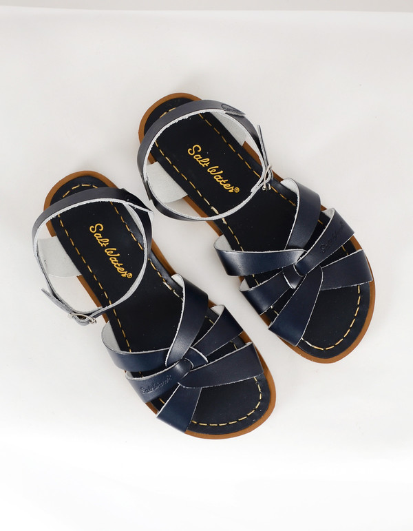 salt water sandals 13