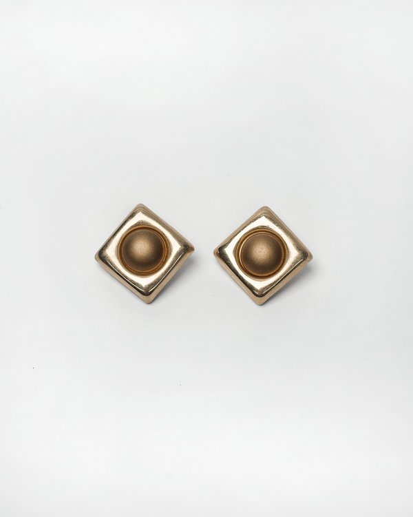 Vintage Geometric clip-on earrings - Gold Vintage Geometric clip-on earrings - Gold