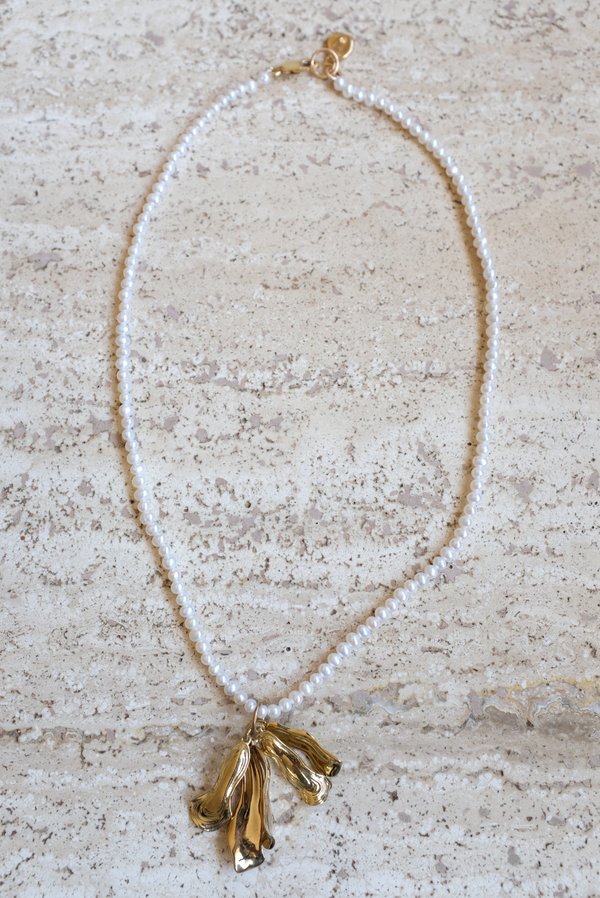 Leigh Miller Azalea Pearl Choker Necklace - Gold Leigh Miller Azalea Pearl Choker Necklace - Gold