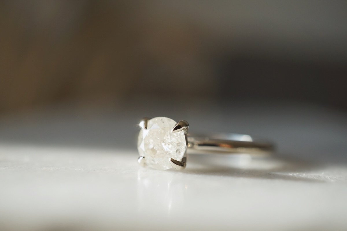 Foe and dear Only One Ring Round Icy Salt and Pepper