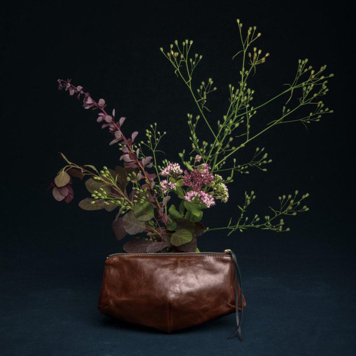 Veinage Parthenais Small Multifunctional Bag - Cognac Brown - Image 2 of 4