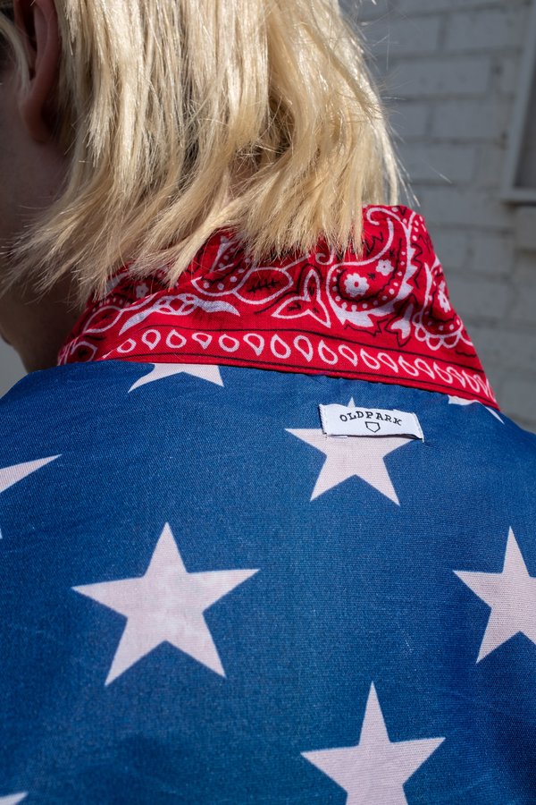 OLDPARK バンダナ柄ジャケット 赤 Old Park Reversible Bandana & American Flag Coach Jacket - Red