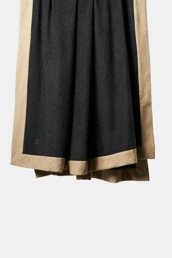 Oyuna Etra Heavyweight Timeless Luxury Cashmere Throw - CharcoalMelange Taupe Oyuna Etra Heavyweight Timeless Luxury Cashmere Throw - CharcoalMelange Taupe