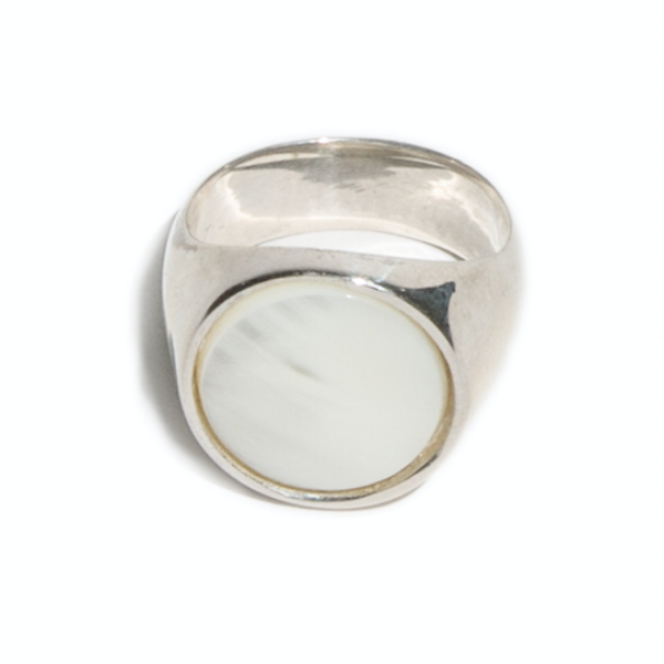 Unisex Tarin Thomas Everett Ring - WHITE MOTHER OF PEARL Unisex Tarin Thomas Everett Ring - WHITE MOTHER OF PEARL
