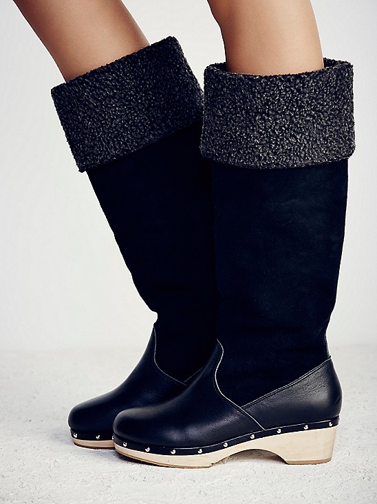 Intentionally Blank TALL clog boot in black leather and suede Intentionally Blank TALL clog boot in black leather and suede