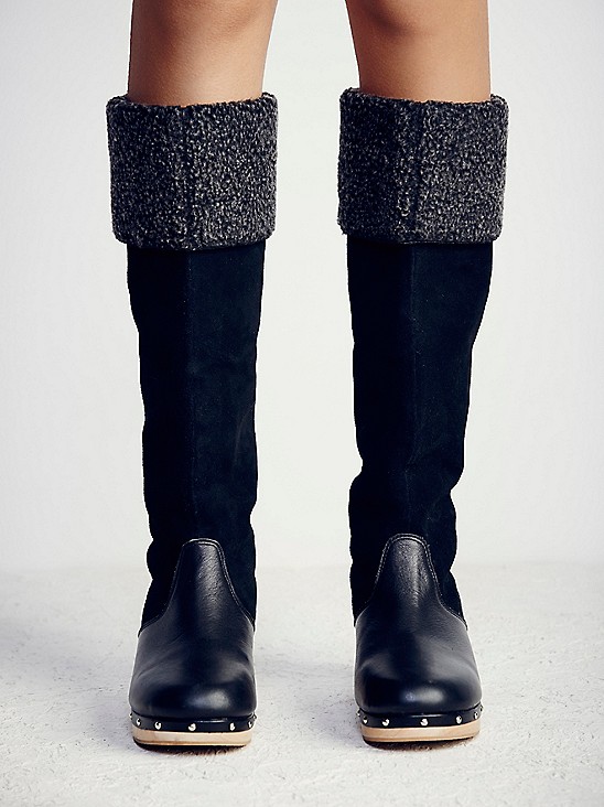 Intentionally Blank TALL clog boot in black leather and suede Intentionally Blank TALL clog boot in black leather and suede