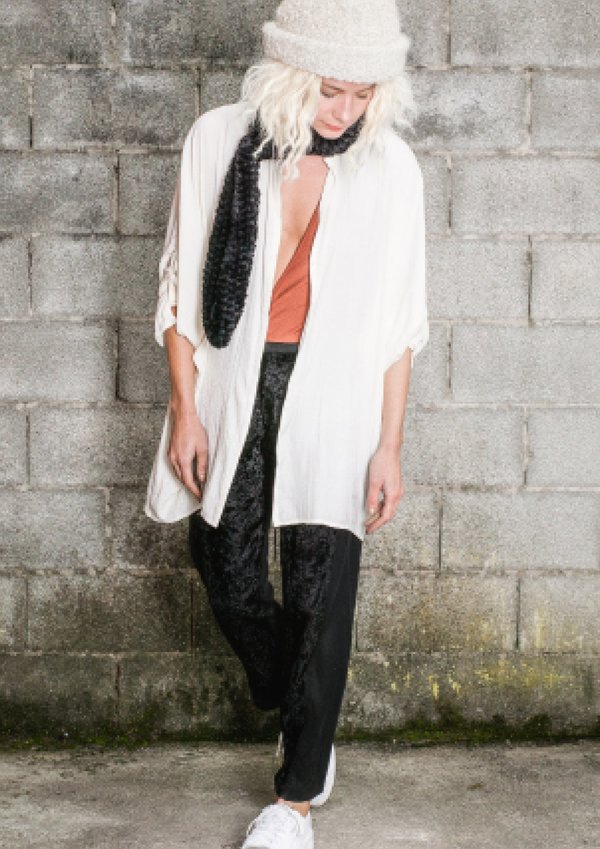 Berenik FAUX RHOMB FUR SCARF - black