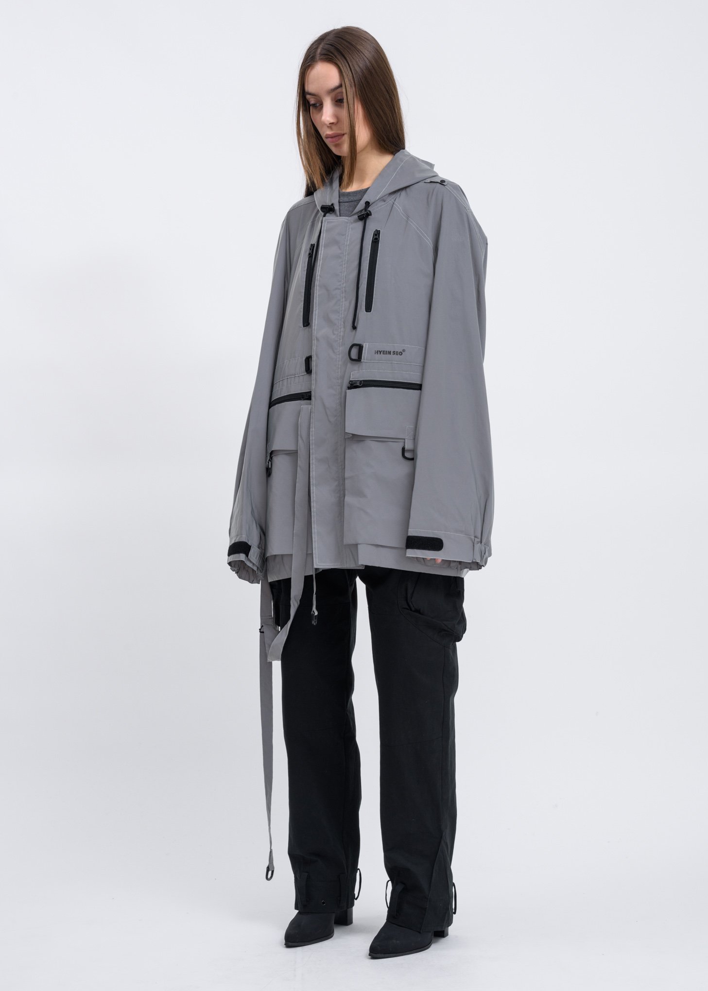 HYEIN SEO ANORAK WITH DETACHABLE BAG 【公式通販】