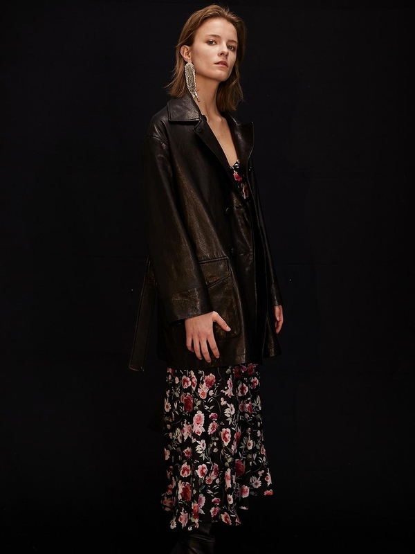 ★MARDI MERCREDI★VEGETABLE LAMBSKIN CROPPED JACKET_BLACK★ MARDI MERCREDI Vegetable Lambskin Leather Coat - Black