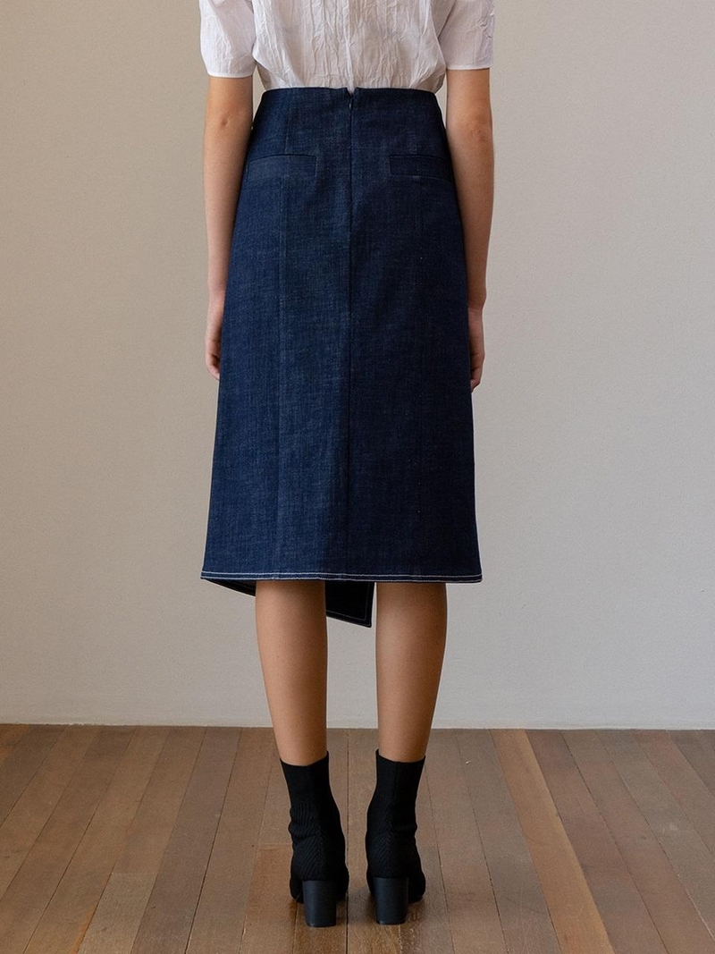 スカート MONOHA : 25SS / Blue denim wrap skirt (blue) Kindersalmon Denim Wrap Skirt - Blue | Garmentory