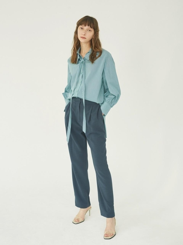 NUVO.10 Silky Tapered Pants NUVO.10 Silky Tapered Pants