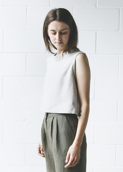 Zii Ropa Kono Sleeveless Top - Oatmeal Zii Ropa Kono Sleeveless Top - Oatmeal