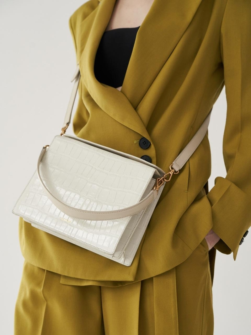 【DeMAKER】Twiddle bag My current favourite daily bag, the Twiddle Bag Silver from