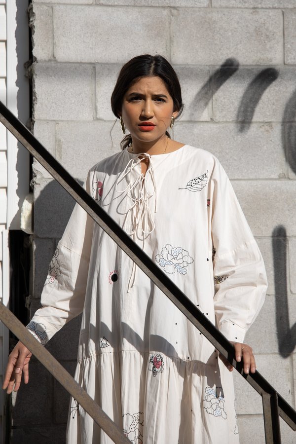 Mr. Larkin Short Nadine Tie Dress Embroidery Mr. Larkin Short Nadine Tie Dress Embroidery