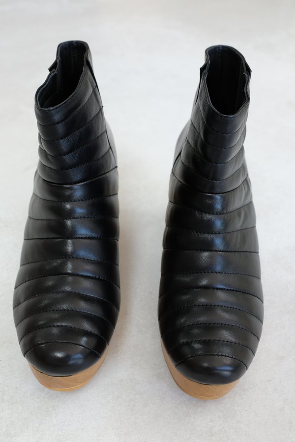 Beklina Ribbed Boot Clog - Black Beklina Ribbed Boot Clog - Black