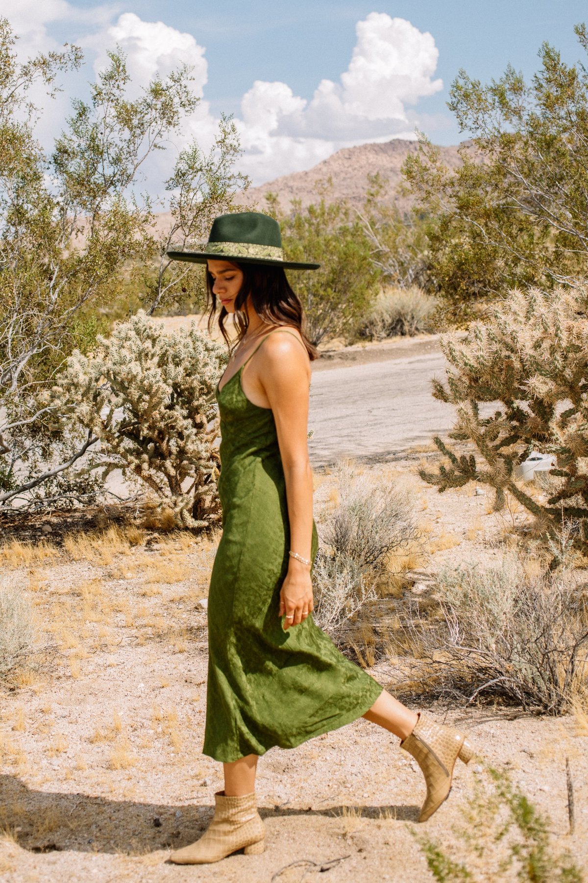 Lack of Color Women\'s Small (55cm) Melodic Wide Brimed Wool Fedora Forest Green Forest green velour felt fedora with striped ribbon band and  main image 4