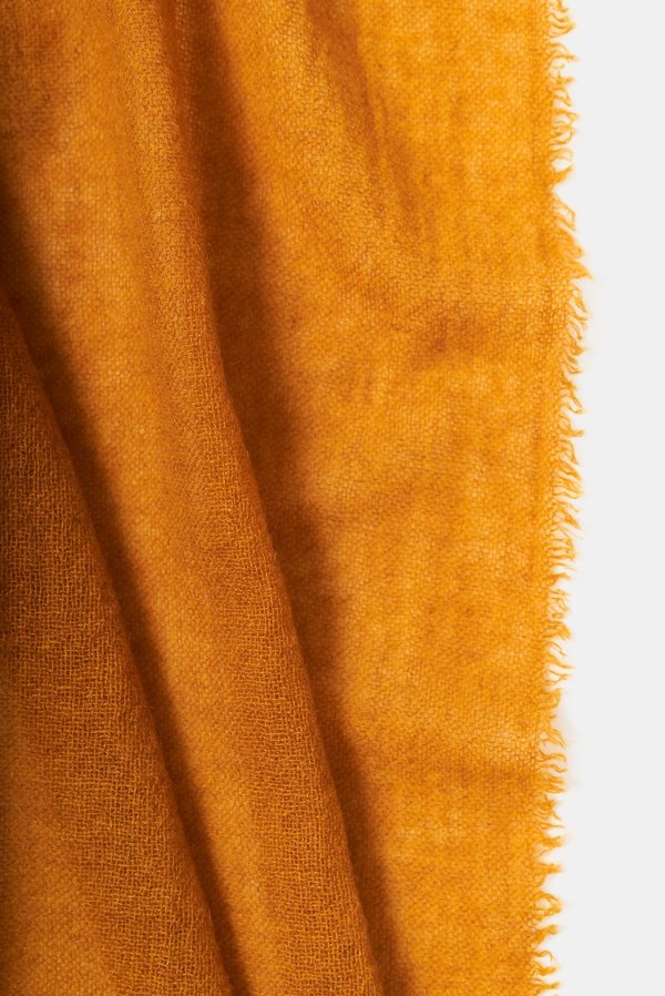 Oyuna Esra Cashmere Shawl - Honey Oyuna Esra Cashmere Shawl - Honey