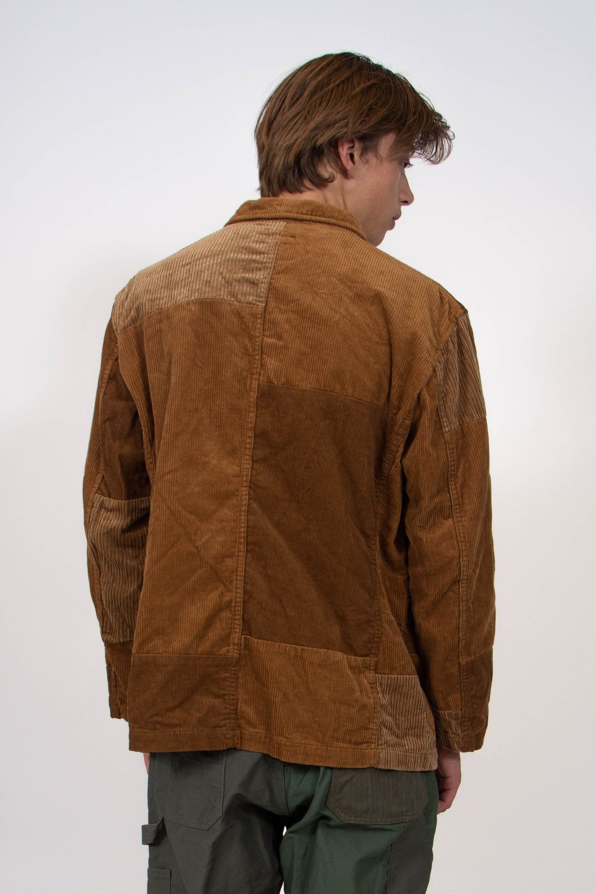 ジャケット・アウター Bedford Jacket - 8W Corduroy - Chestnut Engineered Garments Cotton 8W Corduroy Bedford Jacket