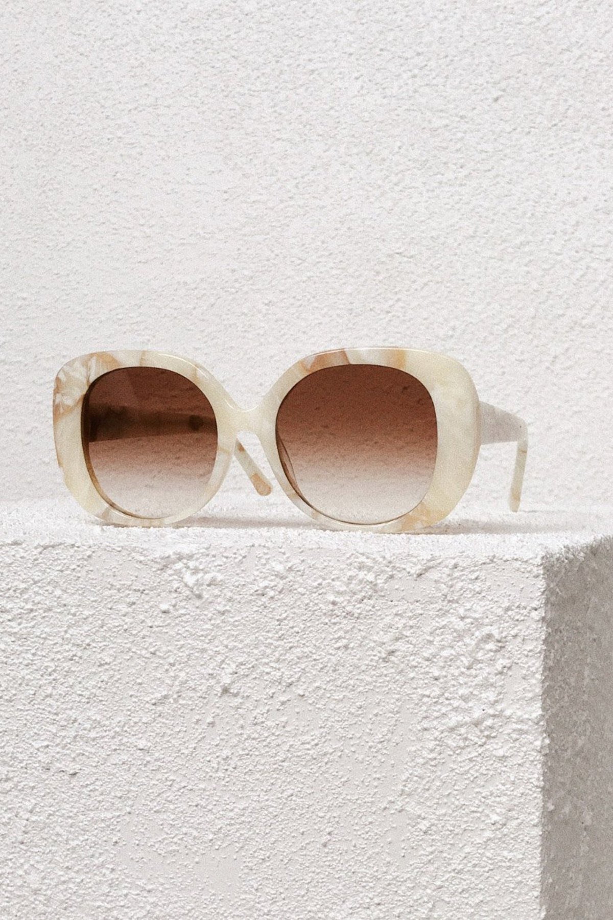 Velvet Canyon Rendevous Sunglasses in Beige NWT - no case Velvet Canyon Square Tinted Sunglasses - Neutrals Sunglasses  main image 3