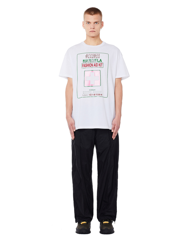 Maison Margiela Cotton Fashion Aid Kit T-Shirt - White | Garmentory