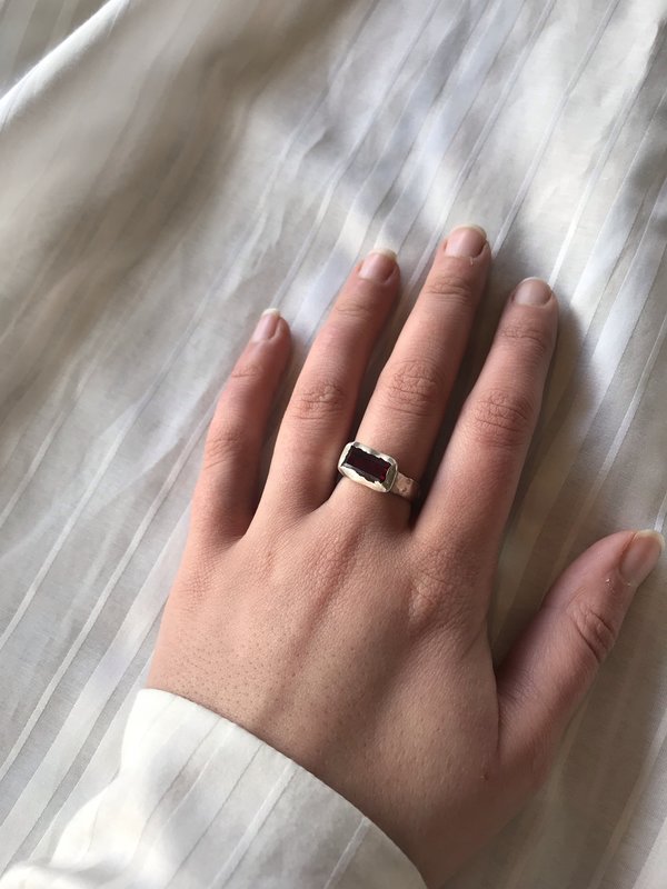 BEFORE MARCH Slab stone ring BEFORE MARCH Slab stone ring