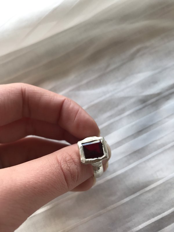 BEFORE MARCH Slab stone ring BEFORE MARCH Slab stone ring
