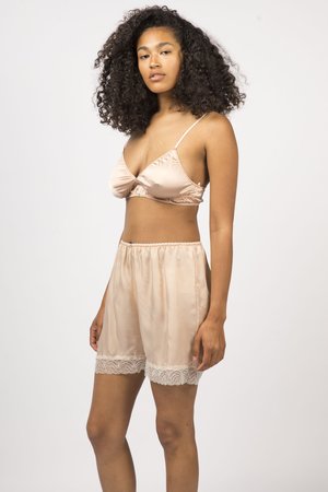 Botanica Workshop Cupro Vegan Silk Billie Midi Shorts - Rosato Botanica Workshop Cupro Vegan Silk Billie Midi Shorts - Rosato