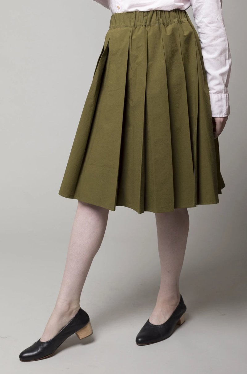 A Punto B Pleated Skirt - Grass Green