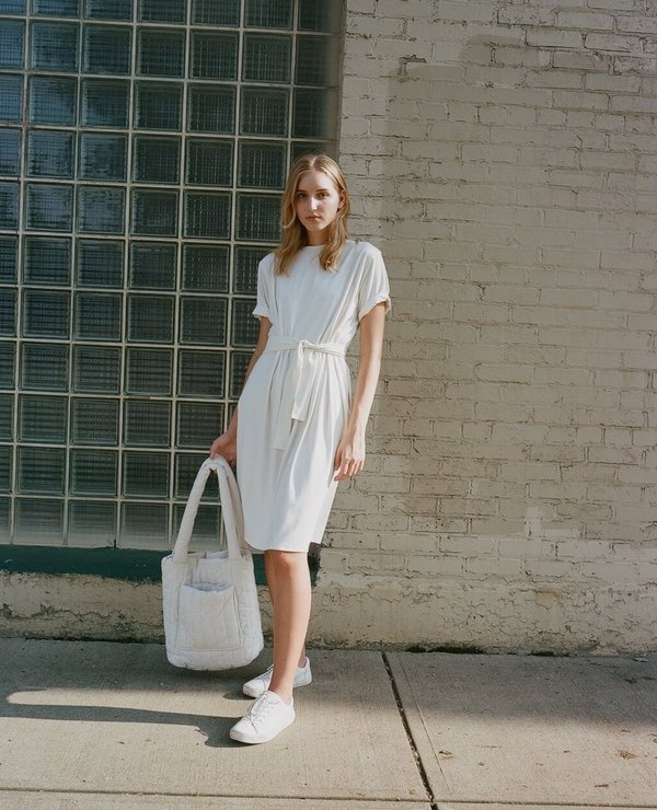 cream t shirt dress GARDENIA CREAM SILK T-SHIRT DRESS WITH BOW DETAIL – Marimo Fashion main image 0