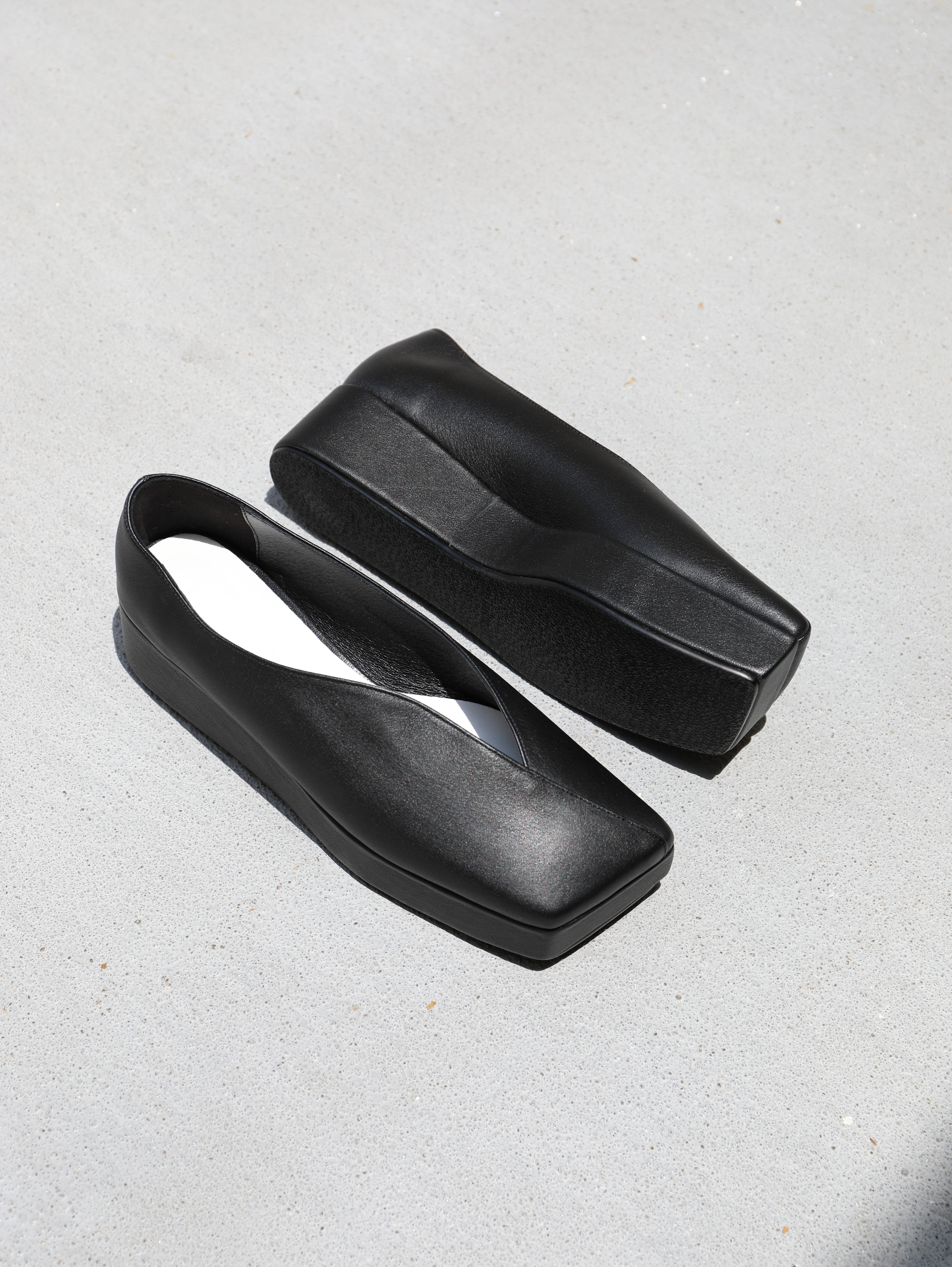 FLAT APARTMENT STREAMLINED SQUARED TOE PLATFORMS BLACK Garmentory
