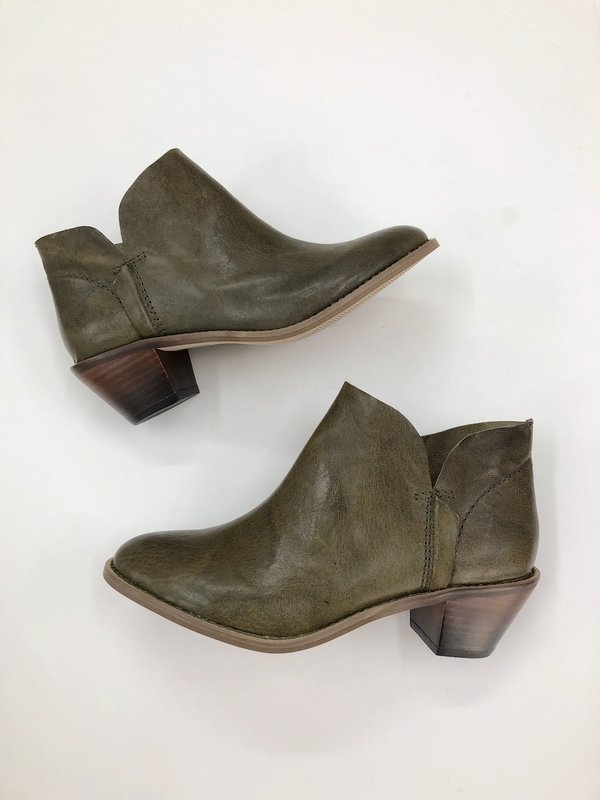 lucky brooklyn bootie