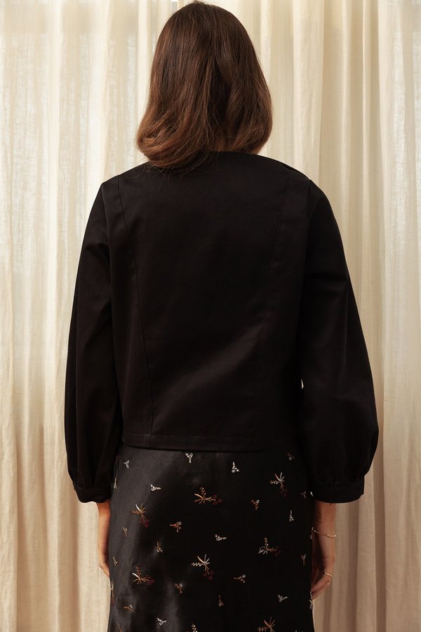 BEFORE MARCH Greta crop jacket - black BEFORE MARCH Greta crop jacket - black