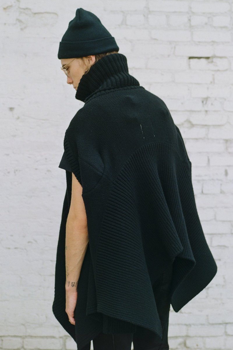 The Soloist two-way wrap around vest ベスト