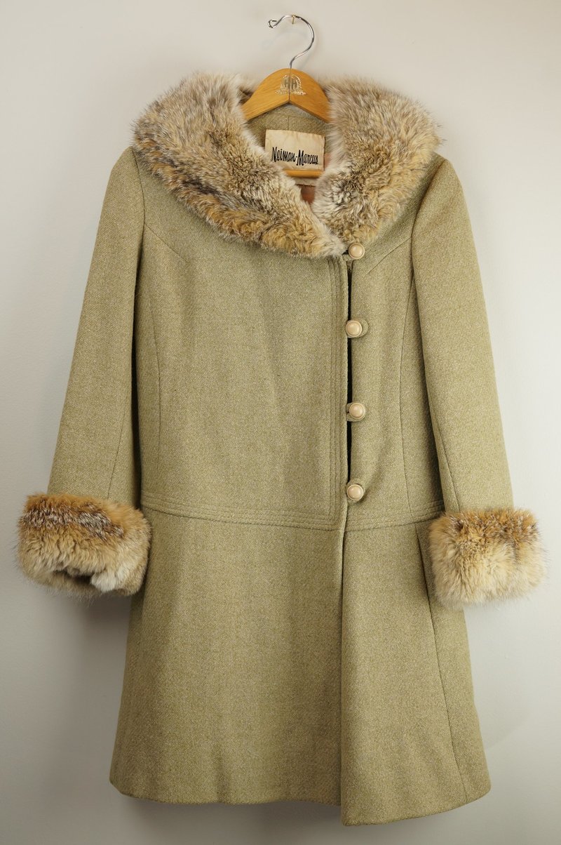 Vintage Neiman Marcus Coat with Fur Lining - Green | Garmentory