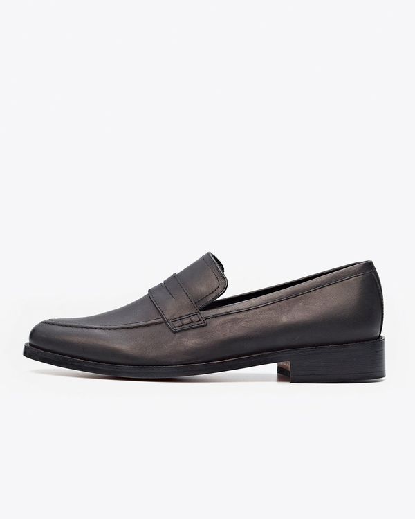 NISOLO Chamberlain Leather Penny Loafer in Black Size 9 Chamberlain Penny Loafer — Superstore Fashion main image 2