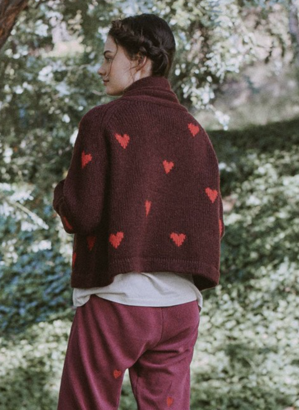 The The Heart Lodge Cardigan Zinfindel with Poinsetta
