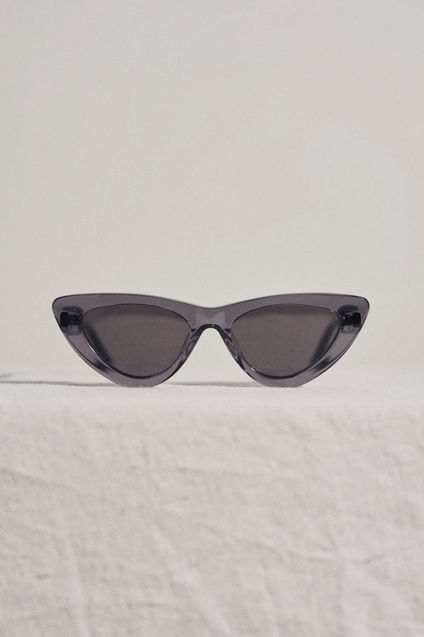 美品ChiMi チミ キャットアイ サングラス ブラック 006 BERRY 黒 Chimi_Stand_Up_Comedy_Cat_Eye_